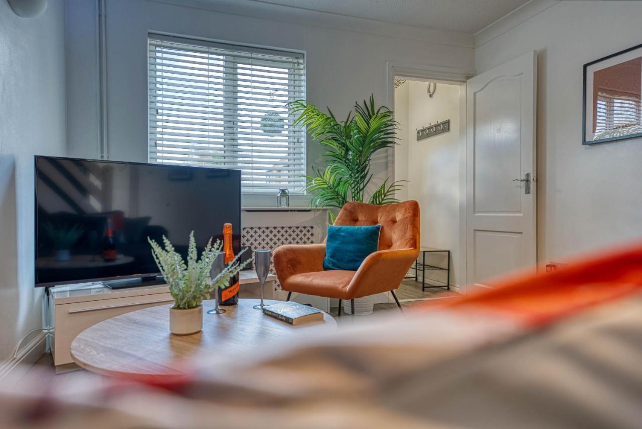 Capri 13 Sa: Contemporary Stay Near Loughborough University Exterior photo